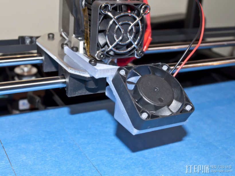 RigidBot 打印机风扇 3D打印模型渲染图
