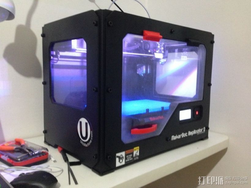 Replicator 2打印机外罩 3D打印模型渲染图