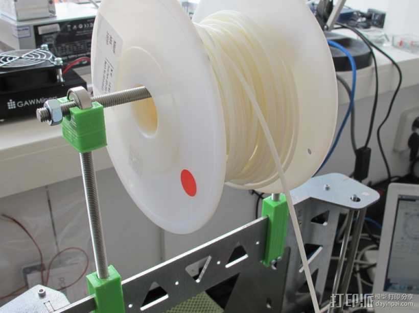 P3Steel /Prusa i3打印机的线轴支撑器 3D打印模型渲染图