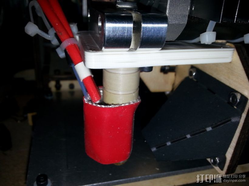 Printrbot打印机的挤出机支架 3D打印模型渲染图