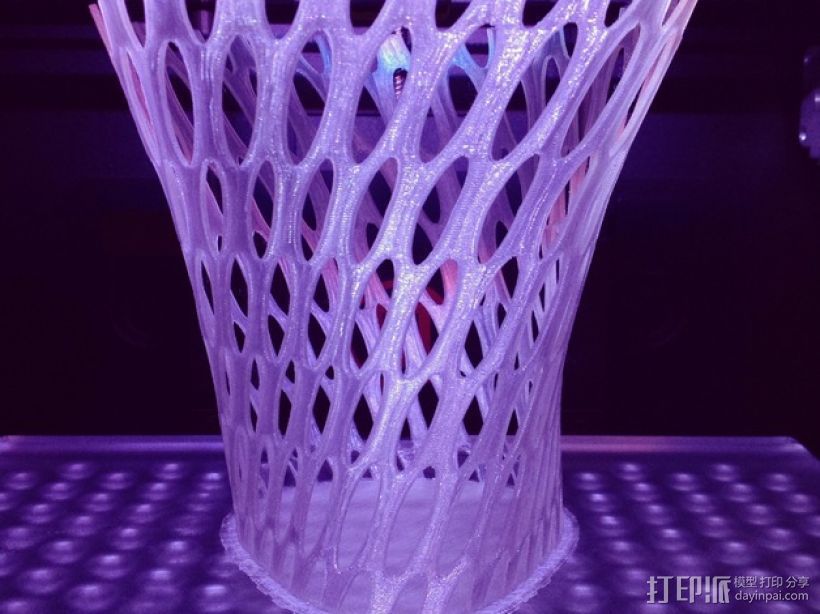 镂空花瓶/笔筒 3D打印模型渲染图