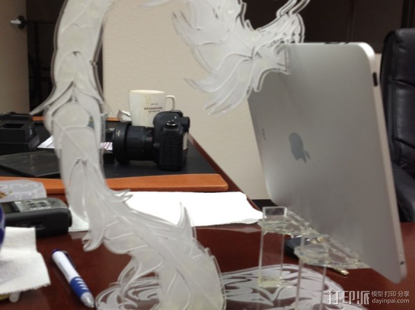 龙形平板电脑支撑架 3D打印模型渲染图