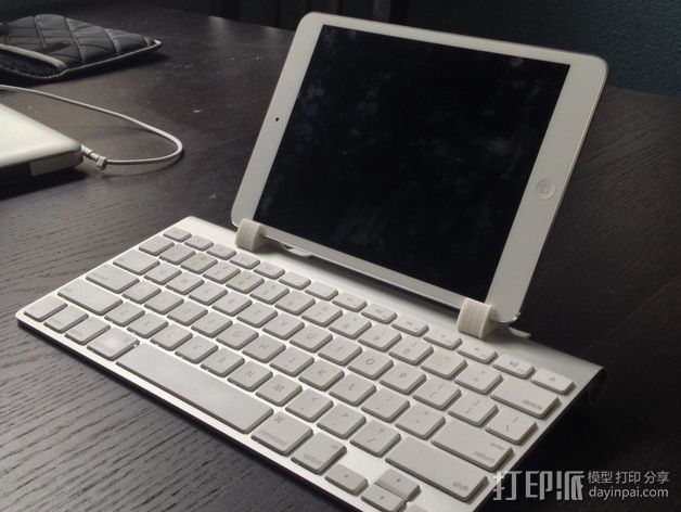 IPAD Mini + Apple 无线键盘底座 3D打印模型渲染图