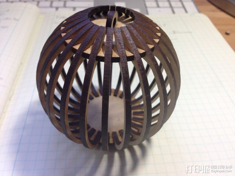 条纹镂空球挂件 3D打印模型渲染图