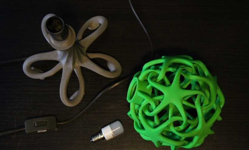 绿色台灯 3D打印实物照片