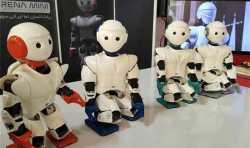 伊朗团队研发出能完成各种指令的3D打印迷你机器人Surena Mini
