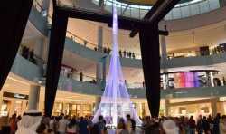 迪拜政府展示未来第一高楼——迪拜河港塔的3D打印10米微缩模型