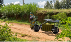 设计师发明3D打印的太阳能小推车 可减轻干旱地区的居民取水负担