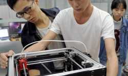造福同学！福州大学新生用3D打印和夜光材料自制夜光路牌