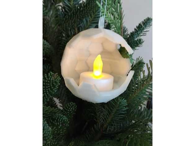 带蜡烛的圣诞装饰球 3D打印模型渲染图