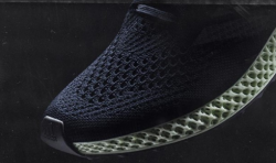部分3D打印阿迪达斯Futurecraft 4D鞋子在纽约本周推出商业版本