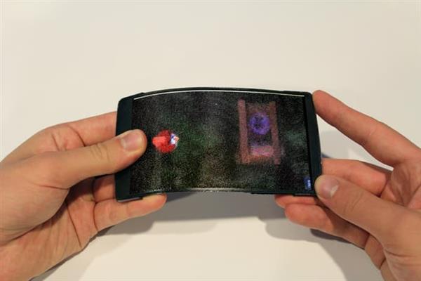 holoflex-a-3d-printed-smartphone-with-flexible-screen-and-a-holographic-display-2.jpg