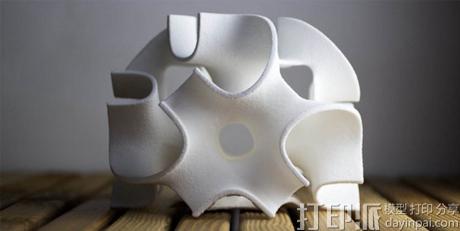 白砂糖也能当3D打印材料 这么高格调的作品快来见识一下.jpg