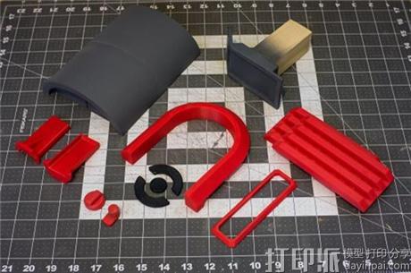 cool-solar-powered-portable-3d-printed-pokemon-center-can-charge-up-to-twelve-phones-at-once-3.jpg