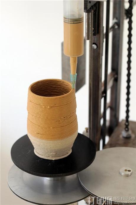 world-first-zero-electricity-3d-printer-by-daniel-de-bruin-relies-on-kinetic-energy-8.jpg