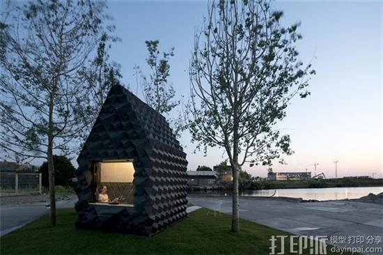 dus-architects-3d-prints-an-8-sqm-urban-cabin-and-accompanying-bathtub-in-amsterdam-6.jpg