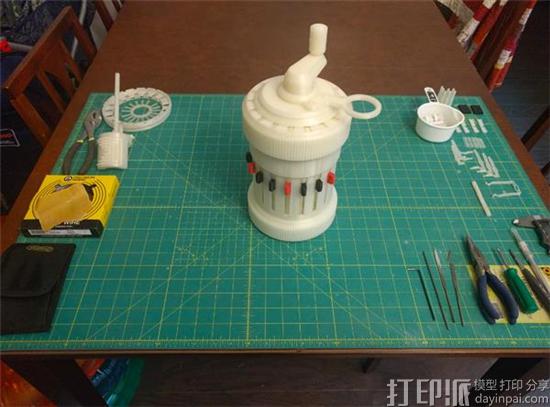this-maker-recreated-amazing-functional-1940s-curta-calculator-3d-printer-1.jpg