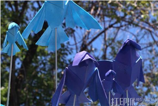 toronto-bus-stops-covered-with-3d-printed-origami-birds-for-promotion-of-kubo-and-the-two-strings-1.jpg