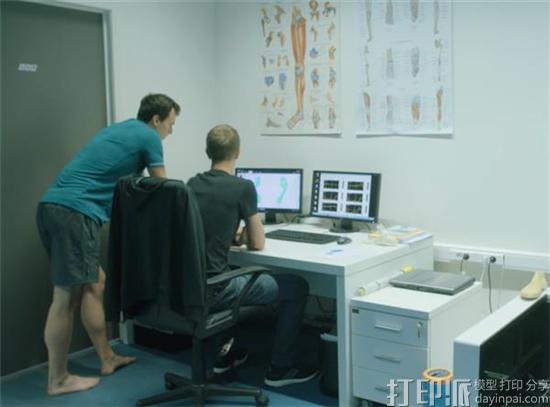 custom-3d-printed-insoles-phits-help-athletes-recover-injury-3.jpg