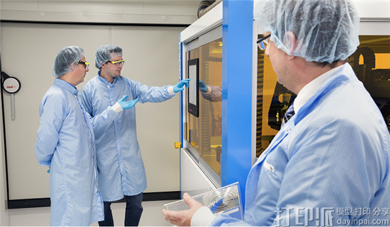 1474250601703194.png two-3d-printing-lenses.png