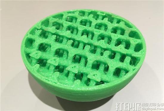 纽约创客柔性线材3D打印出完美弹力球.jpg 纽约创客柔性线材3D打印出完美弹力球.jpg