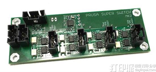 1475199841531410.jpg josef-prusas-mk2-set-to-enter-the-multi-color-3d-printer-race-with-a-clever-twist-03.jpg