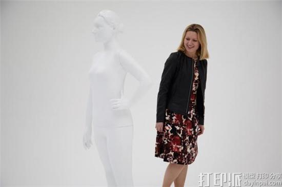 long-tall-sally-3d-scans-actual-customer-for-launch-of-realistic-3d-printed-mannequin-2.jpg