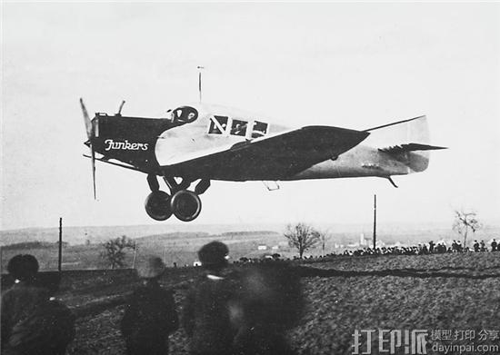 history-unten-sm.jpg