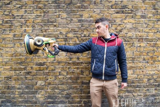 1476438019354342.jpg incredibly-detailed-3d-printed-overwatch-gun-comes-ready-to-blast-sound-through-its-built-in-speakers-1.jpg