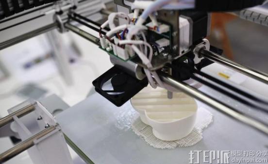 3D打印时第一层出料不均匀后面逐渐正常,是什么原因?.jpg 3D打印时第一层出料不均匀后面逐渐正常,是什么原因?.jpg