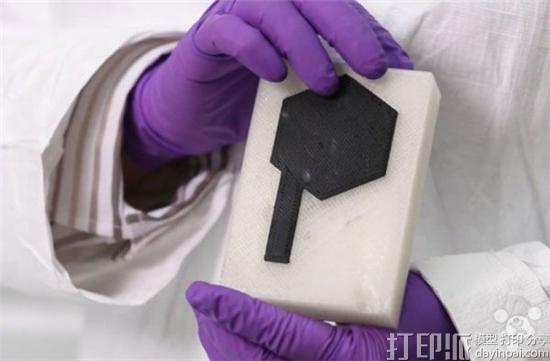3D打印材料中石墨烯是一种怎样的材料?为什么称为超级材料?.jpg 3D打印材料中石墨烯是一种怎样的材料?为什么称为超级材料?.jpg