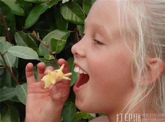 1476849602855254.jpg colorpod-3d-printer-add-on-can-now-3d-print-full-color-edible-candies-1.jpg