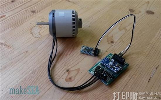 1477298521310157.jpg prolific-maker-christoph-laimer-at-it-again-with-3d-printed-led-focused-gadgetry-certain-to-impress-06.jpg