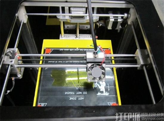 买双喷头的3D打印机一定比单喷头的3D打印机好吗?.jpg 买双喷头的3D打印机一定比单喷头的3D打印机好吗?.jpg
