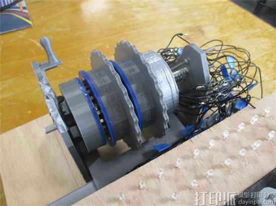 1477900928214757.jpg university-of-rennes-students-well-on-their-way-to-3d-printing-a-functional-code-breaking-enigma-machine-03.jpg