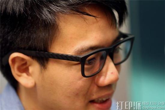 美国大学生团队开发出功能强大可日常佩戴的3D打印智能眼镜Vue.jpg