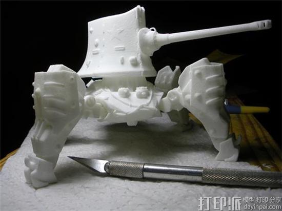 3d-printed-dieselpunk-tanks-merge-wwii-sci-fi-model-making-3.jpg