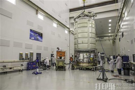 3d-printed-cyton-gamma-300-robotic-arm-successfully-delivered-iss-3.jpg
