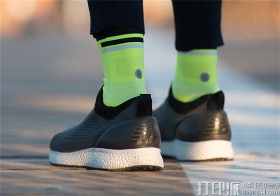 new-balance-releases-40-pairs-new-ms066-3d-printed-sneakers-collaboration-concepts-3.jpg