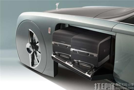 baggage-768x517.jpg