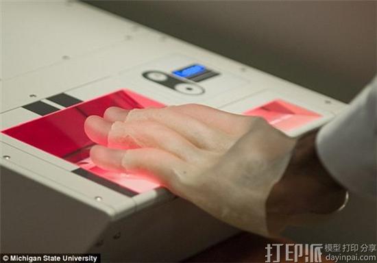 this-3d-printed-glove-can-trick-fingerprint-scanners-2.jpg