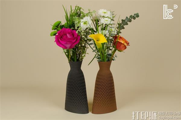 biens-communs-creates-striking-3d-printed-homeware-using-extra-wide-printer-nozzles-4.jpg
