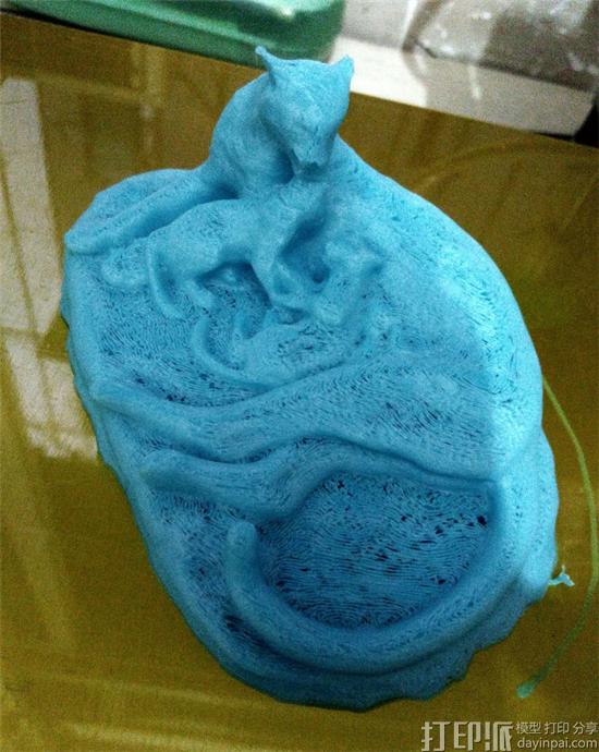 3D打印模型时底层和中间都挺好，但是最上面部分有缝隙是什么原因？.jpg