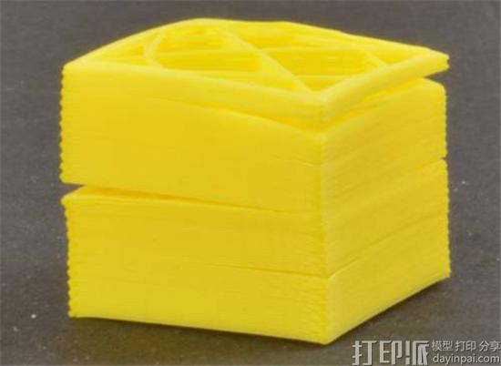层高设置没问题，但3D打印的模型中间有点开裂了是什么原因？.jpg