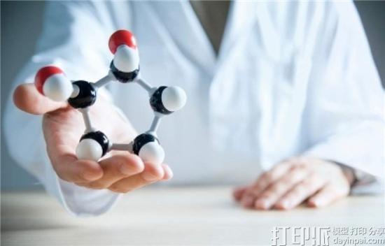 美国博士借助3D打印技术打印出分子结构.jpg