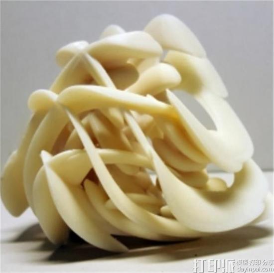 曼彻斯特大学推出3D打印雕塑 庆祝当地新电车站落成.jpg