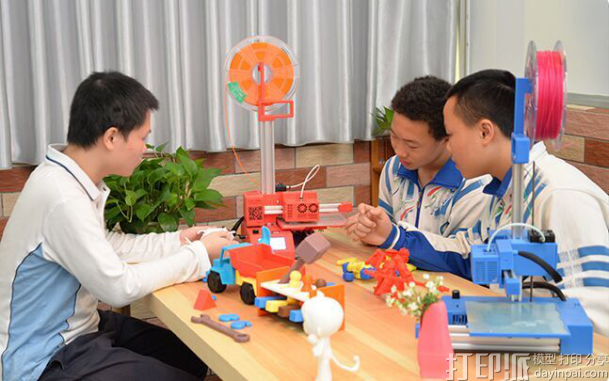 学校拥有3D打印机的好处有哪些？
