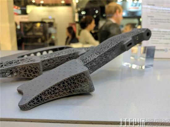 FAST-forge为航空航天工业提供更便宜的钛3D打印材料