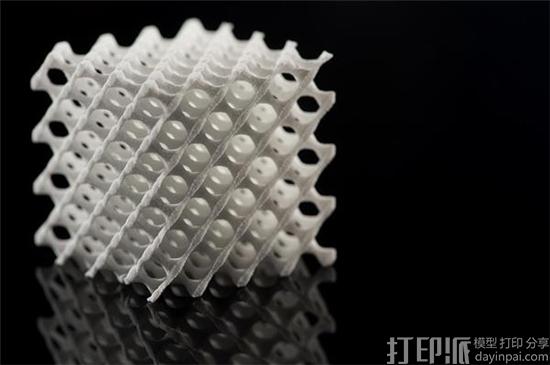 诺丁汉工程师借SLM 3D打印机制作轻量级3D打印汽车零件
