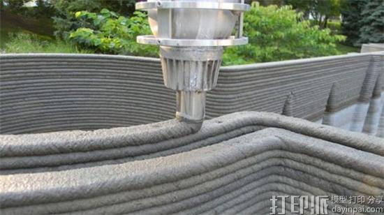 3D打印很大的房屋建筑时是怎么打印的？
